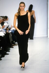 074-michael-kors-fall-1994-ready-to-wear-niki-taylor.jpg