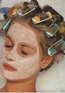 1005807459_GraziaItaly10May198127.thumb.JPG.755fb6b63efddfbdeeec5cdef6d4d8b1.JPG