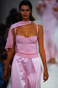 1008951664_BILL-BLASS-SPRING-1995(2).thumb.jpg.e23188d5b858c410e5ae46dbcfe6017c.jpg