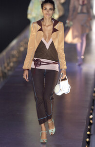 Fendi SS 2004 046.jpg