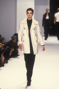 1046436026_IsaacMizrahi1996WomenRTW9.thumb.jpg.be75bcf4ef42a28b487166148aafa999.jpg