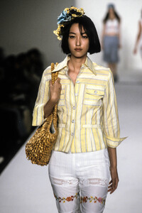 1127510735_AnnaSui1999WomenRTW4.thumb.jpg.87208dee62254263246b9346f4d8191d.jpg