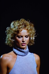 113878868_VERSACE-MENSWEAR-SPRING-1997(1).thumb.jpg.91231aa5db805132c2d29ca88be0dc14.jpg