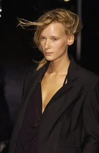 annika s03aFVandervorst-1d.jpg