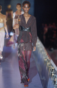 Fendi SS 2004 - 48 - Valery Prince.jpg