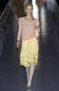 Fendi SS 2004 109.jpg