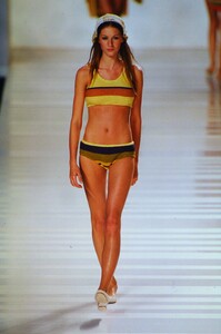 MISSONI-SPRING-1999 (12).jpg