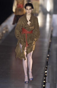 Fendi SS 2004 105.jpg