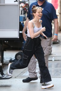        zoe140821BZNimage110.jpg