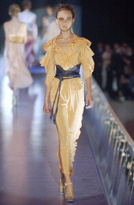 Fendi SS 2004 - 51 - Inguna Butane.jpg