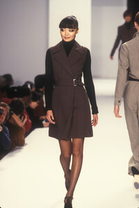 126570297_IsaacMizrahi1996WomenRTW13.thumb.jpg.736cce9940b6199a90867e6bccab283d.jpg