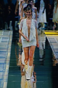 1340535078_chloe-ss-2000(16).thumb.jpg.56e74260b0c7bf2bfe4f97007293ceaa.jpg