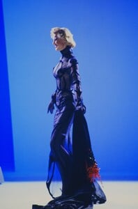 1368189701_mugler-hc-fall-1992(7).thumb.jpg.0cea10b760d1356cf056ca737cb7b3da.jpg