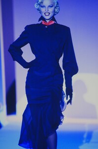 1461927091_mugler-hc-fall-1992(4).thumb.jpg.e14368d0182e0f4f3c34e064b1424236.jpg