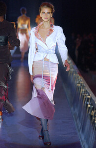 Fendi SS 2004 - 49 - Hana Soukupova.jpg