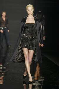 15536149_MichaelKors2003WomenRTW93.thumb.jpg.877bdd80efa2dbd2109a2fcc6eb3e06f.jpg