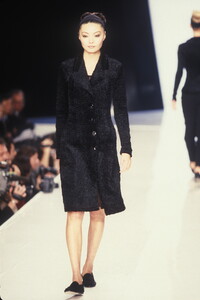 1613751488_DonnaKaran1995WomenRTW41.thumb.jpg.dfe593a268f83c8687aa67e8f5f873bc.jpg