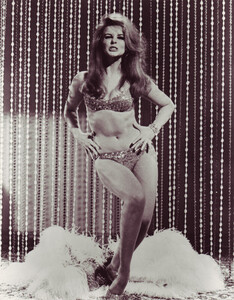 Ann Margret - underwear dancing.jpg