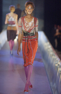 Fendi SS 2004 - 21 - Valery Prince.jpg