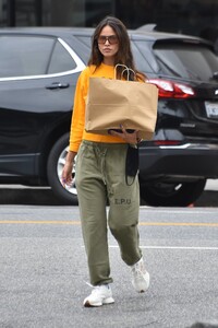        gon190821BZNimage110.jpg