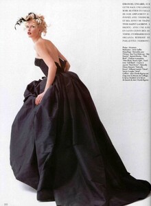 1699046350_LOfficielFrance1995divinebyhiromasa.thumb.jpg.e0e715ca51a906c919b908235f90c5b0.jpg