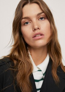 17092513_99_D2.jpg
