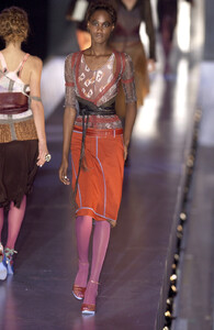 Fendi SS 2004 061.jpg