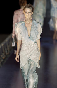 Fendi SS 2004 169.jpg