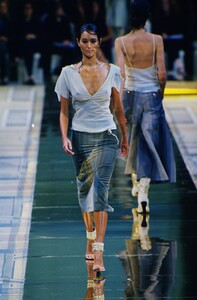 17272351_chloe-ss-2000(17).thumb.jpg.7da67506801c369fc630bc077fb51ef8.jpg