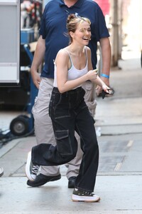        zoe140821BZNimage111.jpg