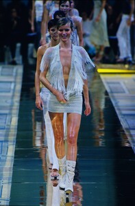 1771741440_chloe-ss-2000(12).thumb.jpg.7826265b989d098a706e51698d0aca51.jpg