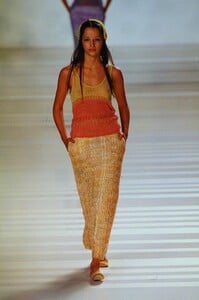 179879926_MISSONI-SPRING-1999(41).thumb.jpg.a177ac3e8800aefc96cd910371de2e45.jpg