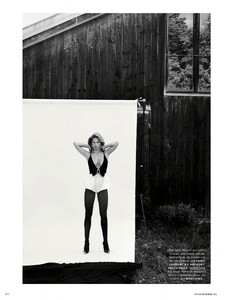 Vogue_9.21_de 2-page-012.jpg