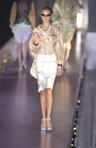 Fendi SS 2004 036.jpg