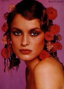 1842219542_Lofficiel1976cesplantesquivousfontbellesbyrodolpheheussaire.thumb.jpg.c0f82609dae06ae3d9950b45adc8c546.jpg