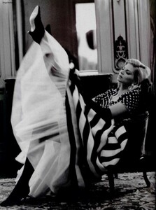 1851148498_LOfficielFrance1993viepriveebysergebarbeau.thumb.jpg.e66553bc81e11466109d08b6ad789ae1.jpg