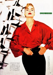 1871327390_MarieClaireJaponNov1987KaoruIjimaAlexandraWilliams(6).thumb.jpg.58b89c6c95d954ae38456f64f7e45a79.jpg