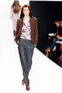 1874466265_RalphLauren2000WomenRTW4.thumb.jpg.be90144a4a02ffa6c7eb68d007450104.jpg