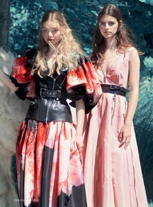 Harper s Bazaar UK - 09.2021-page-008.jpg