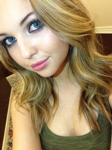 SAMMI HANRATTY (2) (1).jpg