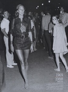 1960s_US_Vogue_November_1999_07.thumb.jpg.23e5eb00577186518e44902b23aaa46f.jpg