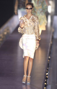 Fendi SS 2004 037.jpg