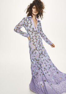 201220-Harpers-BAZAAR_0811.thumb.jpg.3bc7be3b30a0e1994e094eefa52fb751.jpg