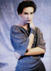 2042143449_Lofficiel1990tendanceactuellebyp.godrym-s.jenkinsforesteelauderh-jillallanforesteelauder1.thumb.jpg.f74c1af5c778abfce8e047c78e91e188.jpg