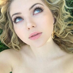 SAMMI HANRATTY (22).jpg