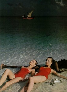 2080147647_Lofficiel1976souslesoleildestropiques.thumb.jpg.802d26d9ae3e1ef4ecc01458c764adbb.jpg