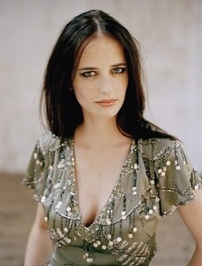 2090638118_EvaGreen99976542456799456full-eva-green.thumb.jpg.34d751191ae74f2630d2bbff5ddc8e83.jpg