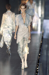 Fendi SS 2004 168.jpg