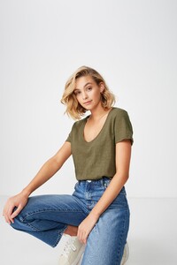 234827-361-3.jpg