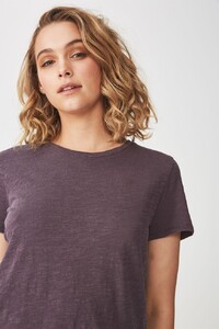 238221-403-4.jpg